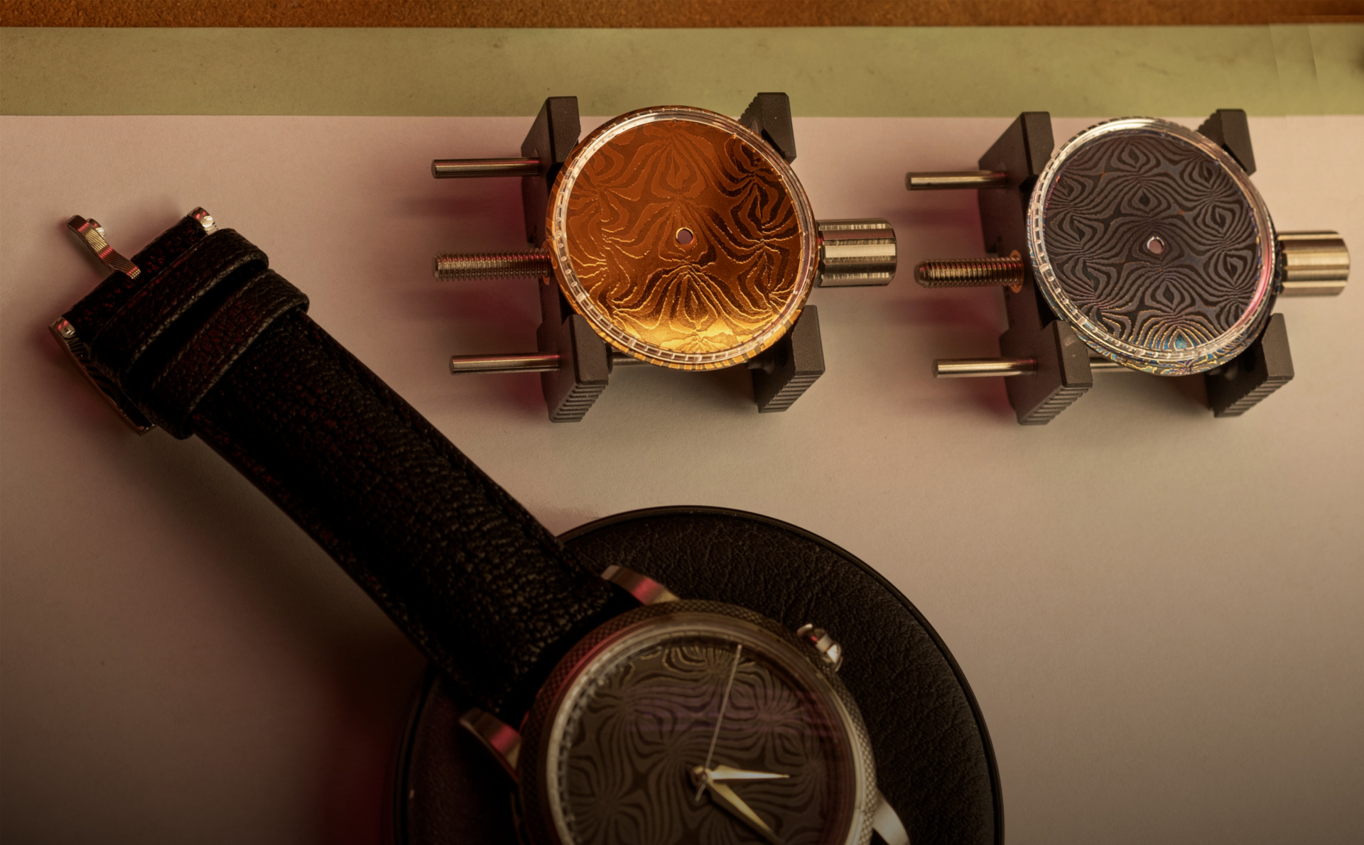 Fullerö Sword - Glowing steel - dial