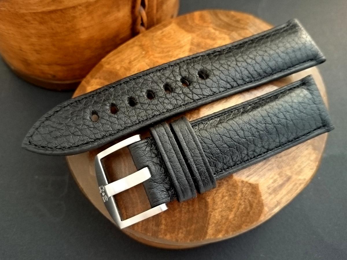 Exotic watch straps in Elk (Moose in USA/Canada, Älg in Sweden)